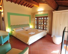 Hotel Agriturismo Streda Wine & Country Holiday (Vinci, Italy)