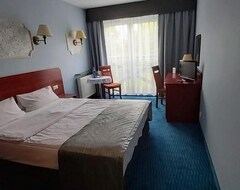 Khách sạn Amigo Hotel (Sulejówek, Ba Lan)