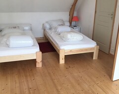 Cijela kuća/apartman Roulotte Aux Peupliers (La Tour-d'Aigues, Francuska)