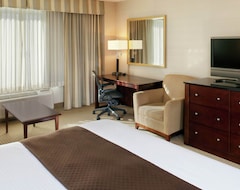 Hotel Doubletree By Hilton Charlotte Airport (Charlotte, EE. UU.)