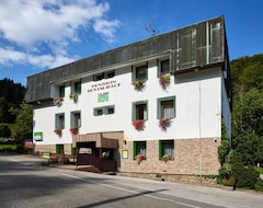 Khách sạn Pension & Restaurace Zeleny Mlyn (Zaclér, Cộng hòa Séc)