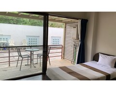 Khách sạn On The Beach Lue - Vacation Stay 91515v (Okinawa, Nhật Bản)