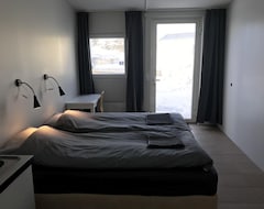 Otel Laekjarkot Rooms And Cottages With Kitchen (Borgarnes, İzlanda)
