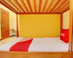 Khách sạn Oyo 92912 Mtc Bunk Bed (Salatiga, Indonesia)