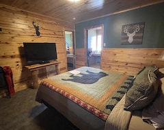 Motel The Fishing Bear Lodge (Ashton, Hoa Kỳ)