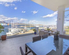 Cijela kuća/apartman Luxurious Apartment In Sardinia Near Spiaggia Salina (Olbia, Italija)