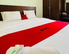 Khách sạn Reddoorz @ Teratai Homestay Medan Amplas (Medan, Indonesia)