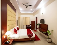 Hotelli Red K Velvet (Ghaziabad, Intia)