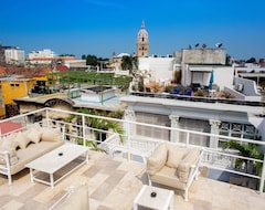 Entire House / Apartment New Sol De Alba - Old City 13 Bdr Pool Rooftop Bar Staff (Cartagena del Chairá, Colombia)