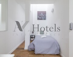 Khách sạn A&z Luis Cabrera - Auto Checkin Property (Madrid, Tây Ban Nha)