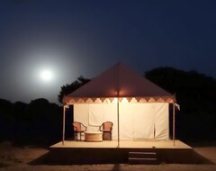 Khách sạn Blue Moon Desert Camp (Jaisalmer, Ấn Độ)