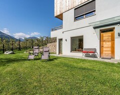 Toàn bộ căn nhà/căn hộ Mayrhof Apartment Vergissmeinnicht With Mountain View, Wi-fi, Balcony & Garden (San Pancrazio Salentino, Ý)