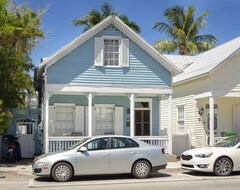Toàn bộ căn nhà/căn hộ 3 Bedroom 3 Bathroom House With A Pool Downtown Near Seaport (Key West, Hoa Kỳ)