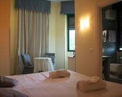 Hotel Capodichino International (Nápoles, Italia)