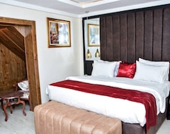 Hotel Mclorrets Suites (Enugu, Nigeria)