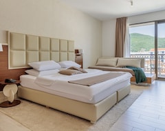 Hotel Kadmo By Aycon (Budva, Montenegro)