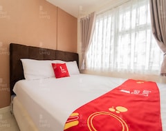 Khách sạn Redliving Apartemen Vida View - Vida Connect (Makassar, Indonesia)