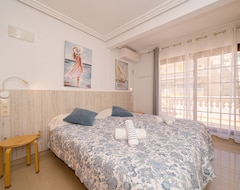 Hele huset/lejligheden Front Line New 3 Bed Apartment With Ideal Para Familias (El Campello, Spanien)