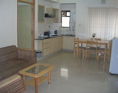 Hotelli OYO 5934 Lokaz (Bengalore, Intia)