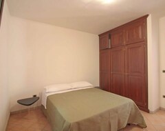 Toàn bộ căn nhà/căn hộ Vacation Home Alberto In Torricella - 10 Persons, 5 Bedrooms (Torricella, Ý)