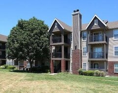 Cijela kuća/apartman Landing At The Remington Apartments - 2 Bedrooms In Wichita (Wichita, Sjedinjene Američke Države)