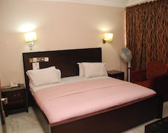 Hotel Orian S (Port Harcourt, Nigeria)