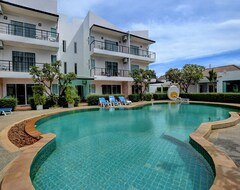 Hotel Pool Acces 89 Rawai (Playa Rawai, Tailandia)
