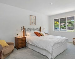 Toàn bộ căn nhà/căn hộ 4 Bedroom House - 300m To Mt Martha Beach And Village (Mornington, Úc)