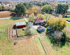 Cijela kuća/apartman New! Farmhouse Cottage On 10 Acres: Trails On-site (Reidsville, Sjedinjene Američke Države)