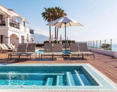 Hotelli Ramada Residences By Wyndham Costa Del Sol Fuengirola (Mijas, Espanja)
