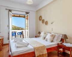 Tüm Ev/Apart Daire Holiday Home Seaview Mastrozanne Studio 5 Andros With Sea View, Wi-fi And Air Conditioning (Andros - Chora, Yunanistan)
