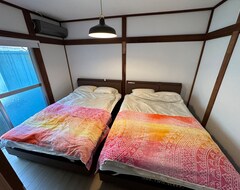 Koko talo/asunto Monster Lodge Nishiizu (Nishiizu, Japani)