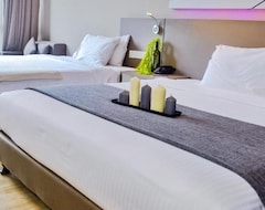 Hotel Proper Suites At Empire Damansara (Petaling Jaya, Malaysia)