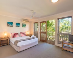 Hotel Noosa Outrigger Beach Resort (Noosaville, Australia)