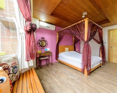 Hotel Owl Castle Bed And Breakfast (Hualien City, Taiwan)