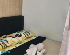 Hotel Staycation By Mav (Manila, Filipini)