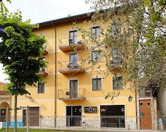 Khách sạn Hotel Namia By Dori (Bardolino, Ý)