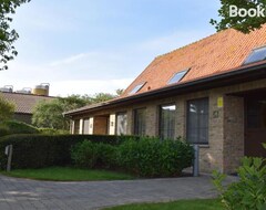 Toàn bộ căn nhà/căn hộ De Meiboom Vakantiehoeve Tot 14 Pers (Langemark-Poelkapelle, Bỉ)