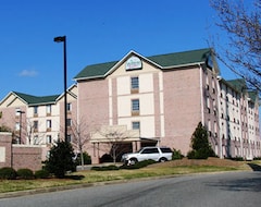 Otel Savannah Suites (Hampton, ABD)
