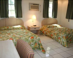 Hotel Nathans Lodge (Kemps Bay, Bahamas)