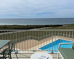 Koko talo/asunto New Le 209 With Magnificent Sea View, Swimming Pool And Balcony (Guidel, Ranska)