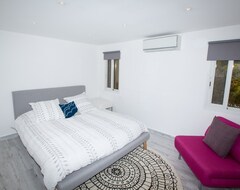Koko talo/asunto Ganesha (2/3 Rooms) Luxury Villa (Terre Neuve, Antilles Française)