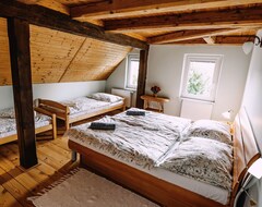 Cijela kuća/apartman Whole Lodge For Up To 13 People In The Middle Of Slavkov Forest (Karviná, Češka Republika)