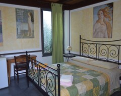 Hotelli B&B Il Giardino Segreto (Stromboli, Italia)