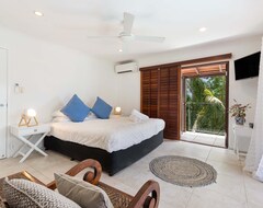 Hele huset/lejligheden The Beach Villa On Absolute Beachfront With Views (Morwell, Australien)