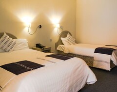 Khách sạn 5 Corners Guest Inn (Ballyclare, Vương quốc Anh)