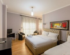 Hotel Prince (Tirana, Albanien)