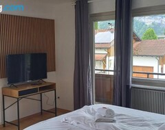 Toàn bộ căn nhà/căn hộ Crown Living Design Apartment - 2 Schlafzimmer - Kuche - Gratis Parkplatz - Abstellraum Fur Fahrrader/ski (Mäder, Áo)