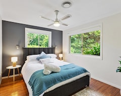 Hele huset/lejligheden Luxury 5-bedroom Home On 2 Acres With Tennis Court And Pool (Morayfield, Australien)