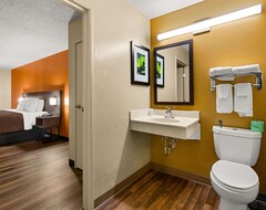 Hotel 1 Bedroom Accommodation In Winston-salem (Winston Salem, USA)